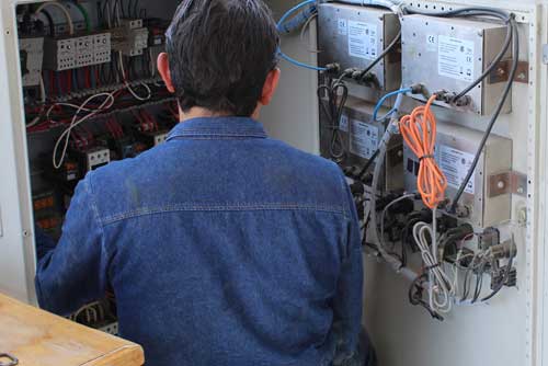 Diseño y armado de tableros de control para plantas de concreto